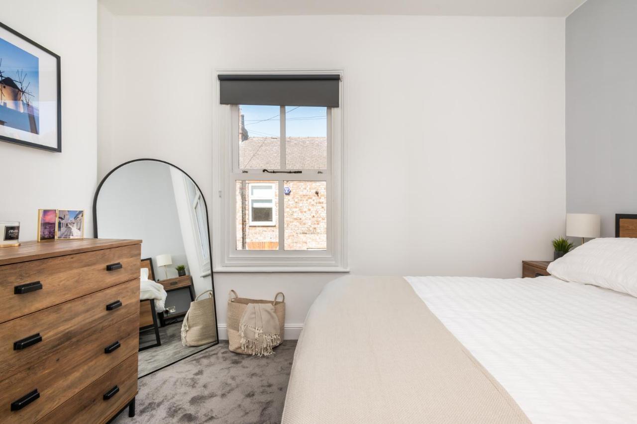 Stylish, Centrally Located Terrace - Pass The Key يورك المظهر الخارجي الصورة