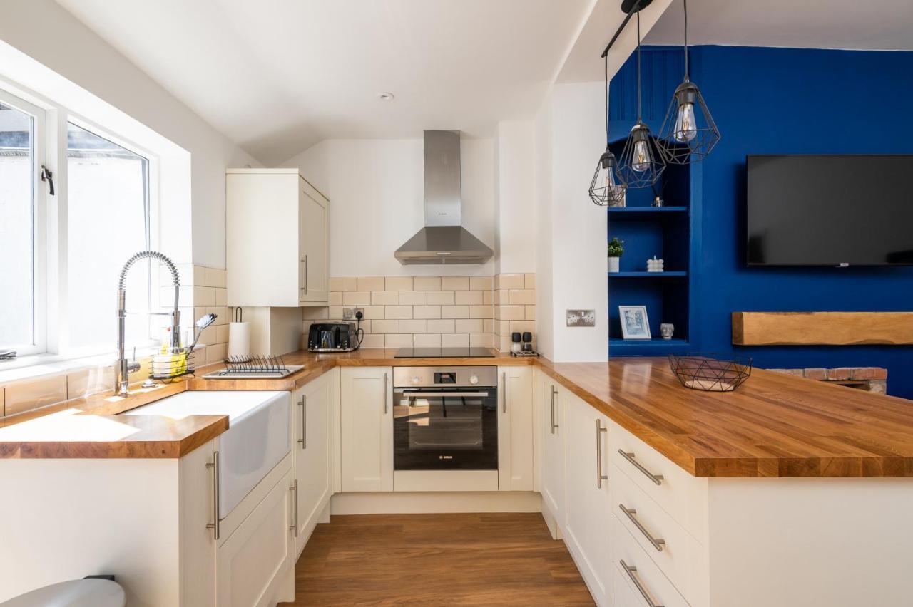 Stylish, Centrally Located Terrace - Pass The Key يورك المظهر الخارجي الصورة