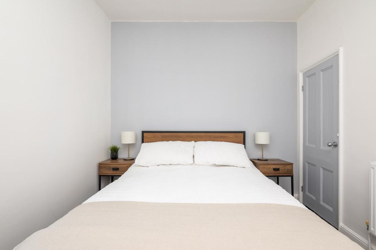 Stylish, Centrally Located Terrace - Pass The Key يورك المظهر الخارجي الصورة